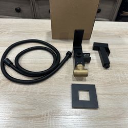 Bidet Faucet Brass Shower Tap Washer Mixer Cold Hot Water Mixer Crane Square Shower Sprayer Head Tap Toilet Faucets