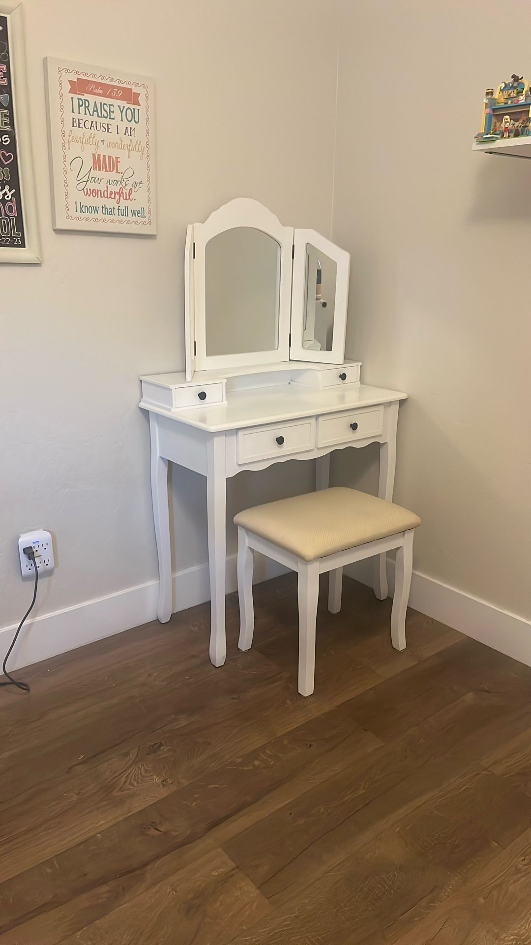White Vanity And Stool