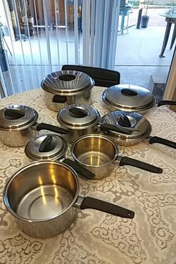 EKCO FLINT STAINLESS STEEL radiant heat core USA. POTS AND PANS MOST WITH  LID. Obo for Sale in Adelanto, CA - OfferUp