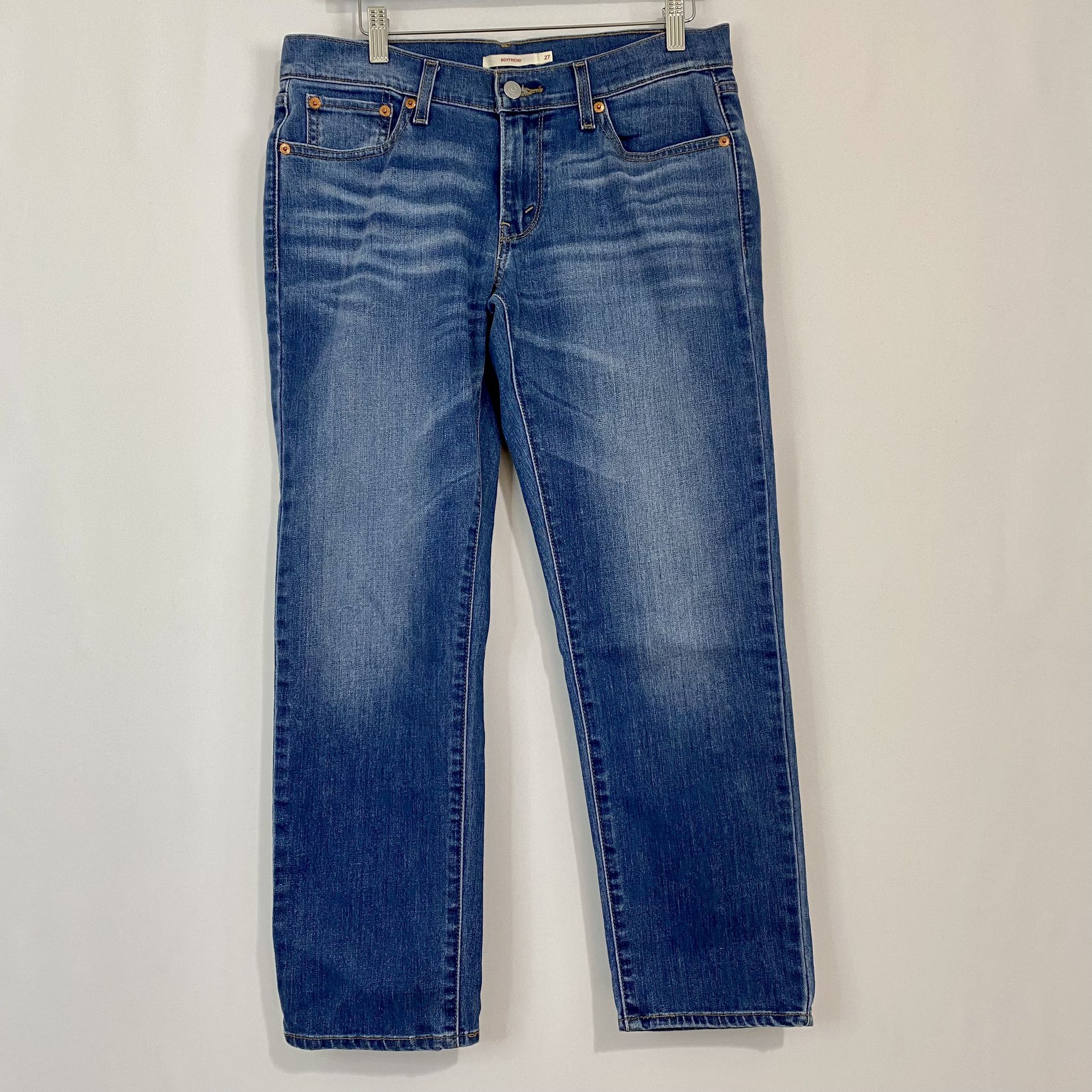 Levi’s Women’s Boyfriend Denim Jeans Medium Blue Wash Size 27