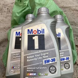 Mobil 1 5W-30 Motor Oil 