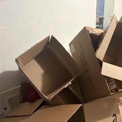 Free Sturdy Boxes 