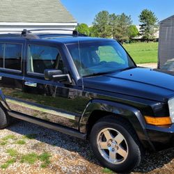 JEEP COMMANDER 4X4 SPORT - NEW ENGINE!!