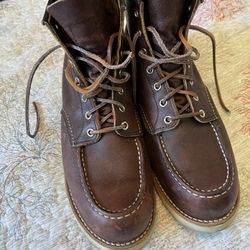 Redwing Boots Size 11. Worn 2 Times 