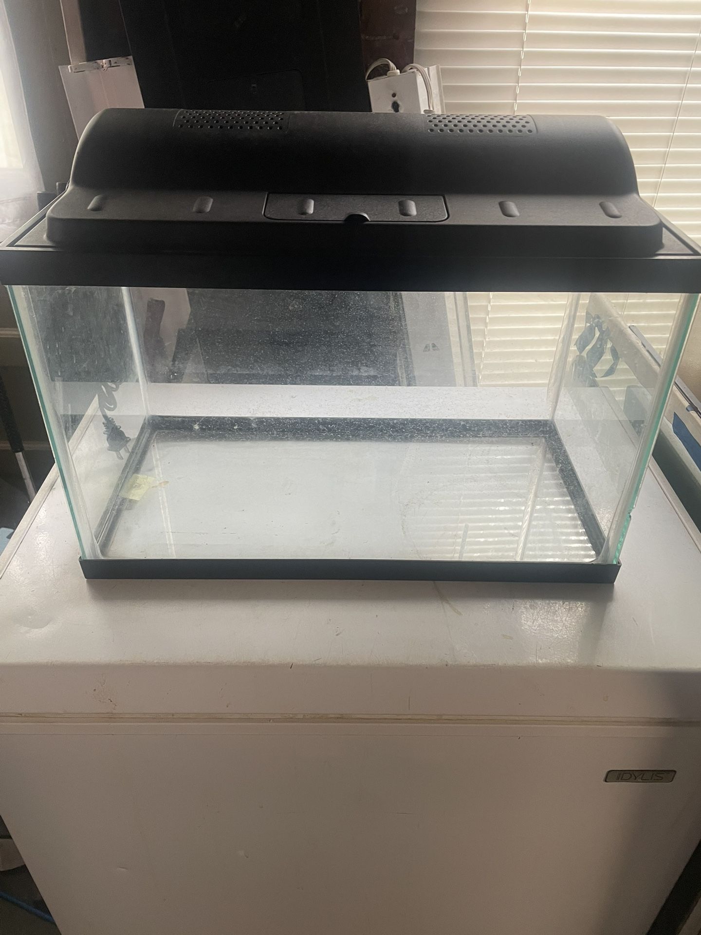10 Gallon fish Tank 
