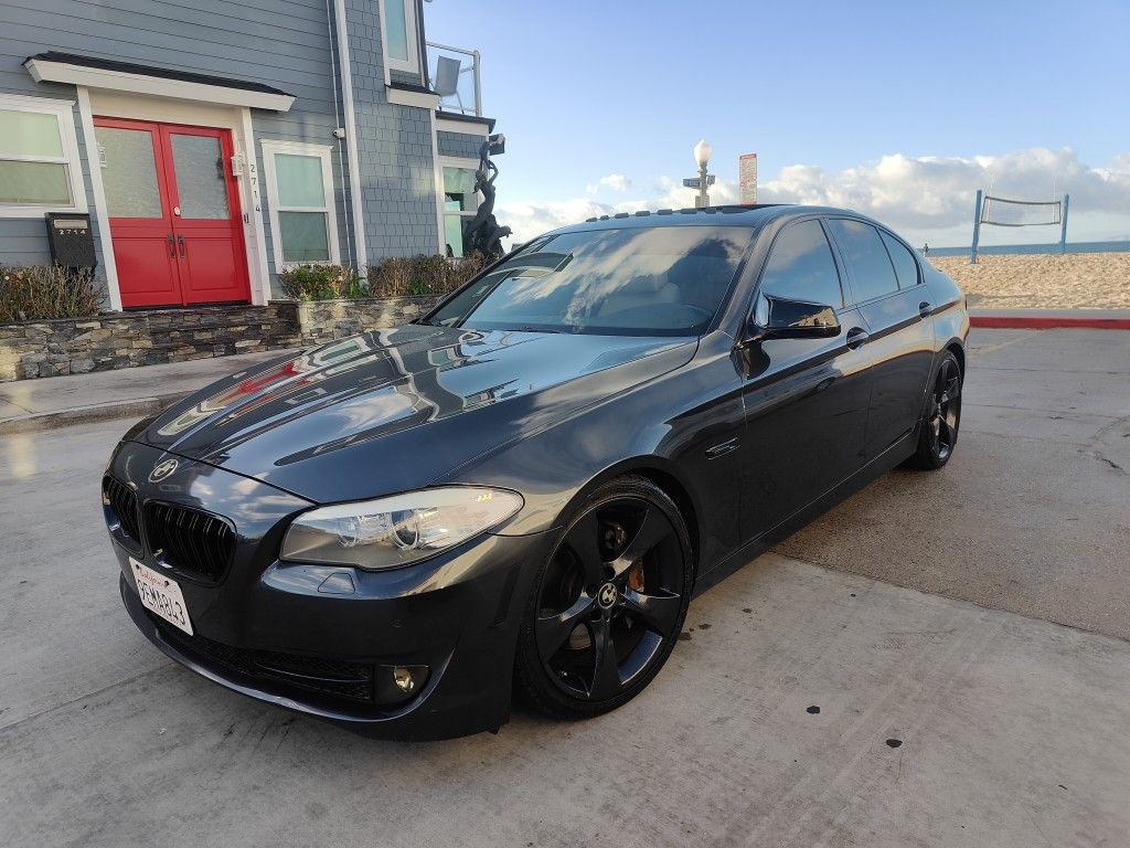 2012 BMW 550i Low Miles