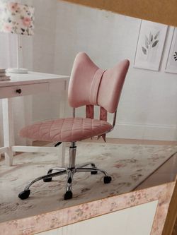 Pink Vanity / office chair