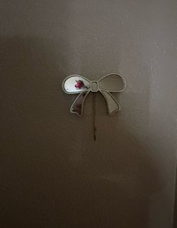 Bow purse hangers
