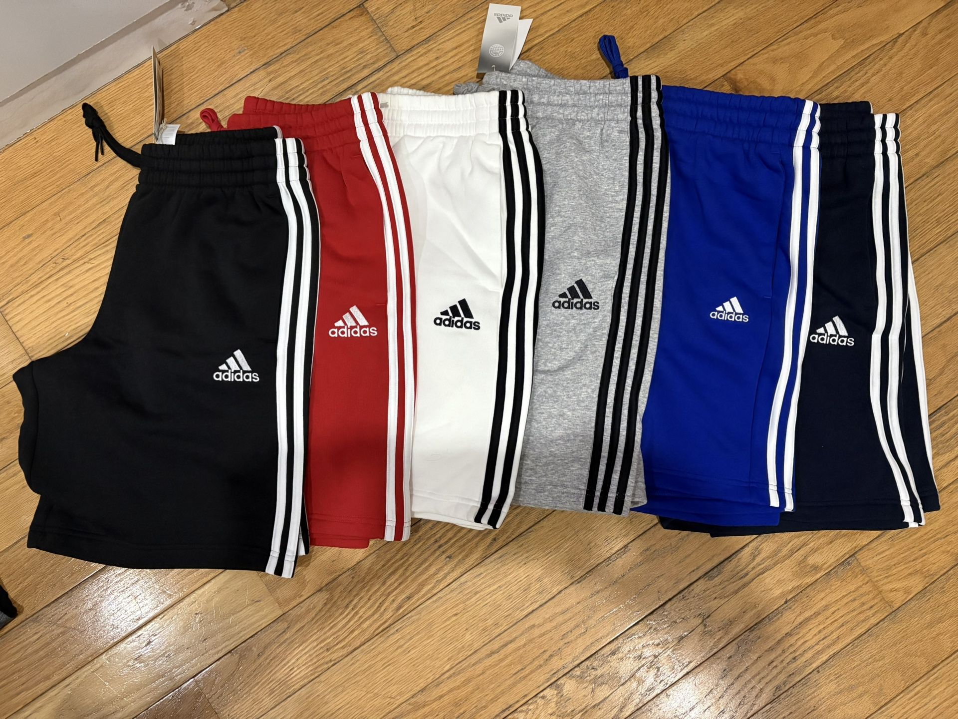 6 Brand New W/ Tags Adidas Shorts Medium Fleece Shirts Jacket Vest Jordans Nike Weights Jerseys Carhartt Patagonia. Pick Up 61st / 1st