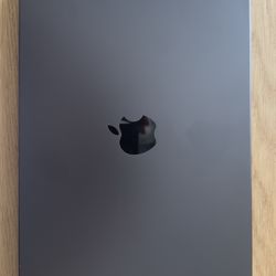 MacBook Pro M4 Pro 48GB Ram  And 512GB SSD