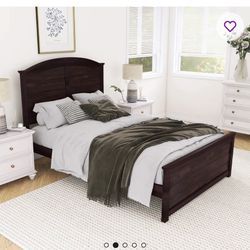 Farmhouse Wooden Platform Bed 