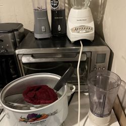 Small Kitchen  Lot