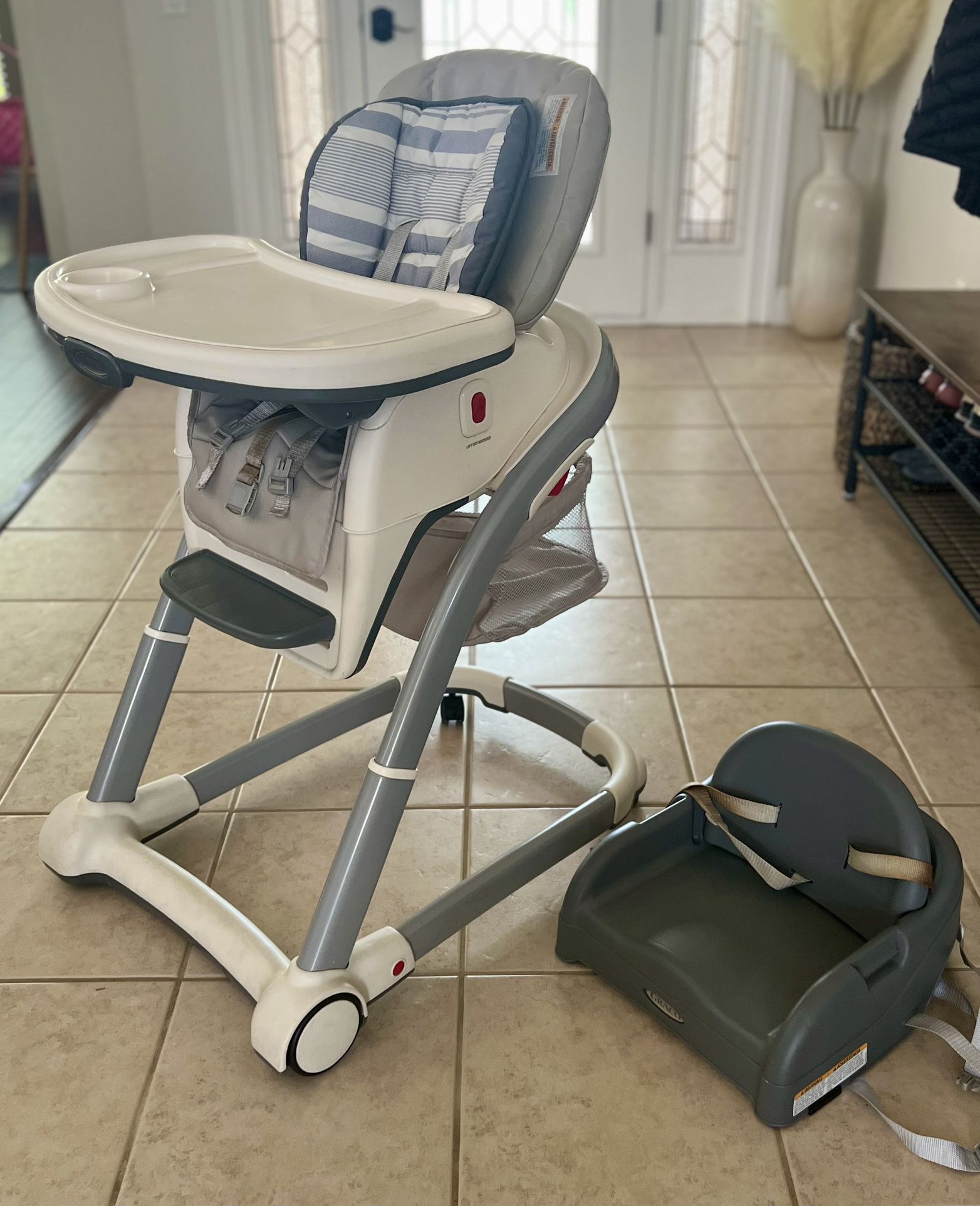 Graco Convertible High Chair With Booster