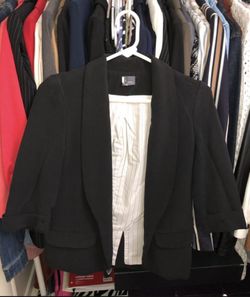 Women’s Rarely Used Blazers For Sale 
