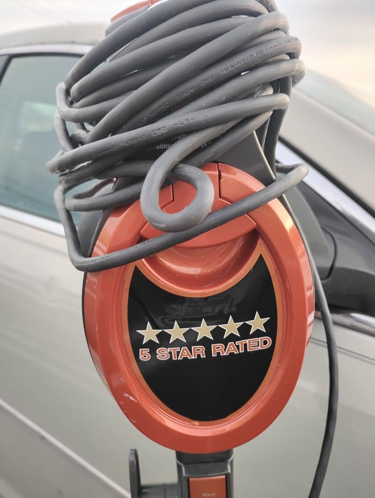 Shark Vacuum Cleaner