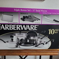 Farberware 17-Piece Cookware Set