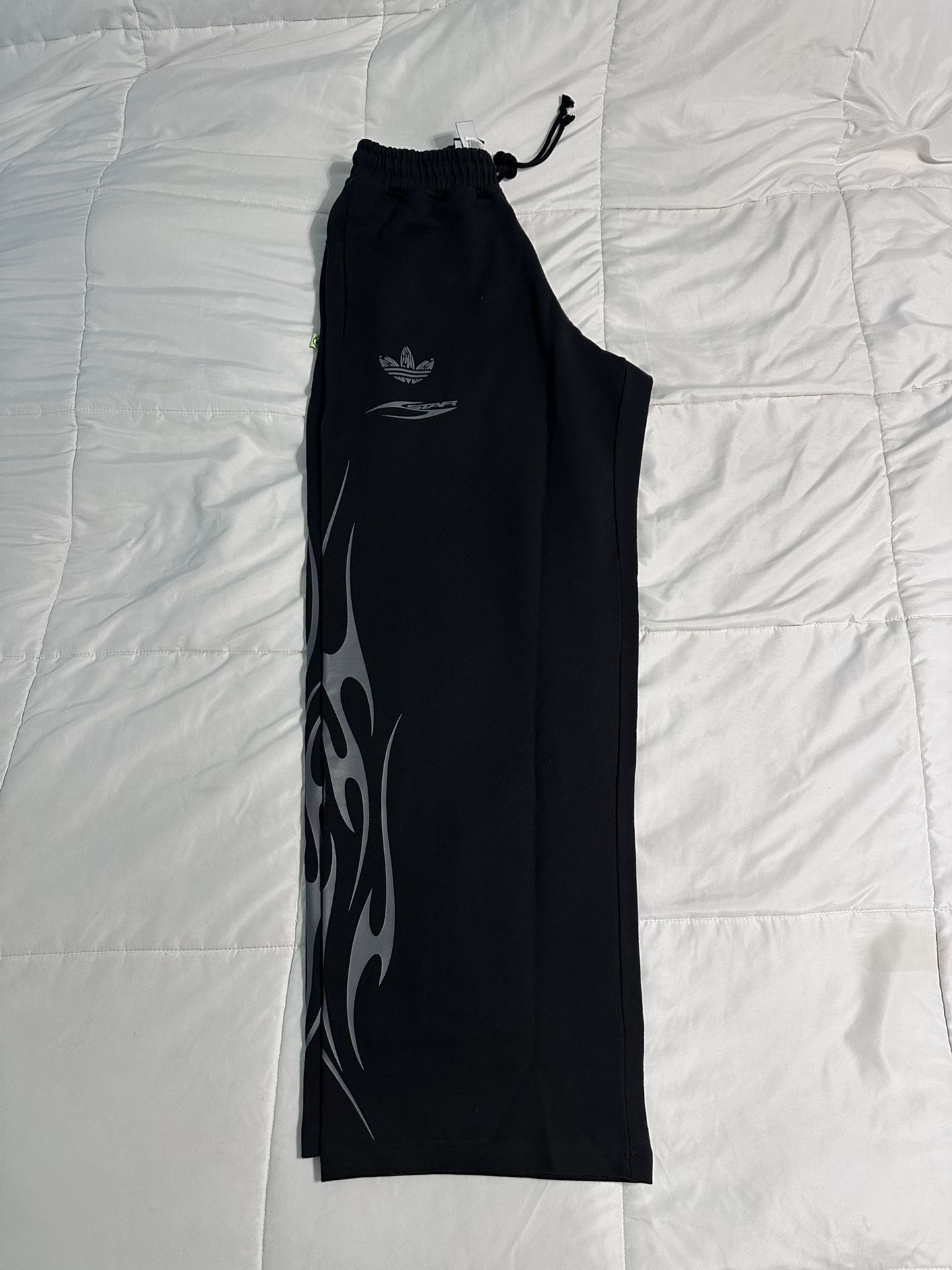 Adidas x Hellstar Complexcon Exclusive Size Medium Sweatpants