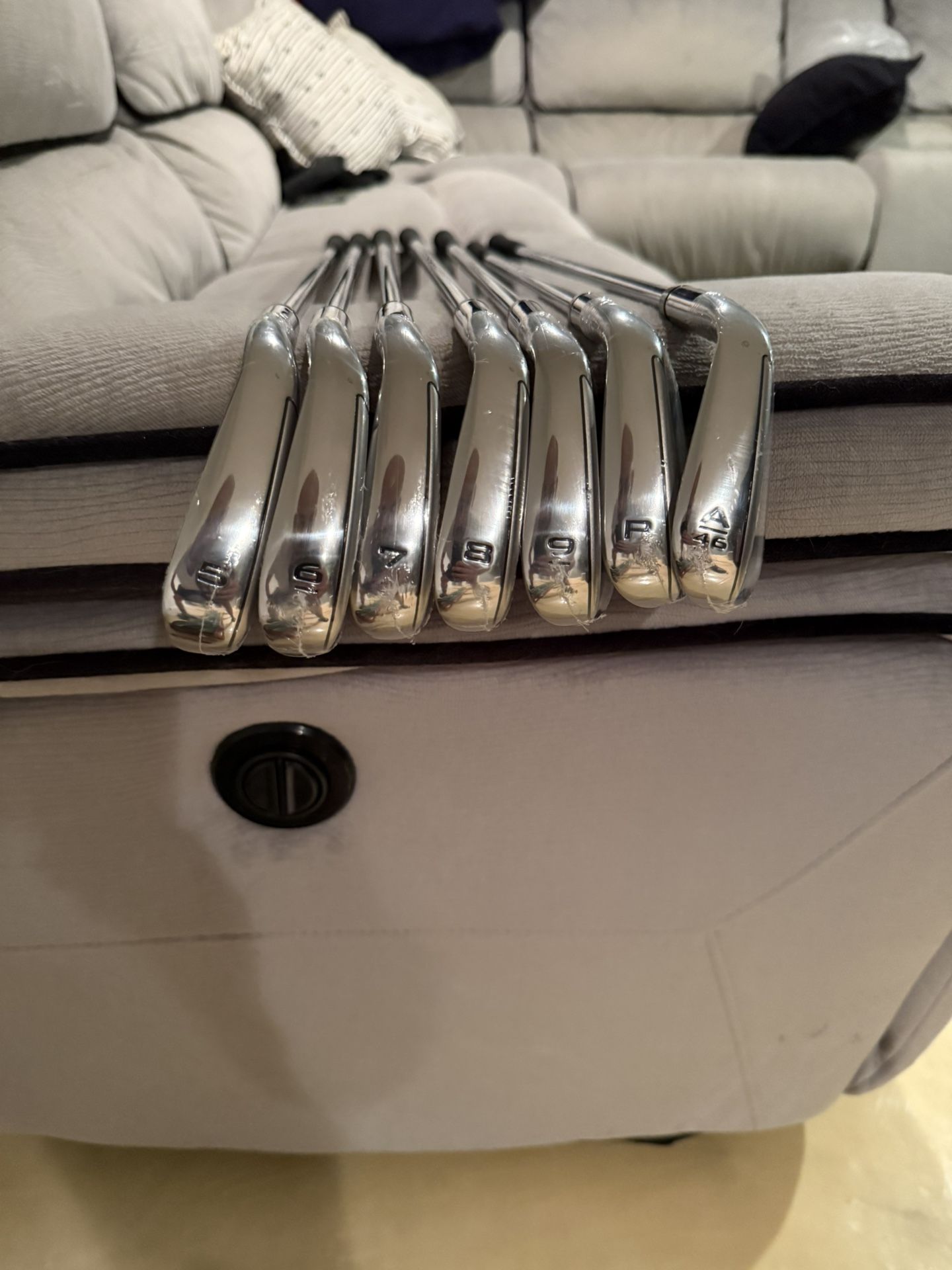 New Callaway Paradym AI Smoke Iron Set, 5-AW