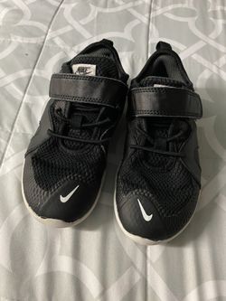 Black Nike Shoes Size 12c