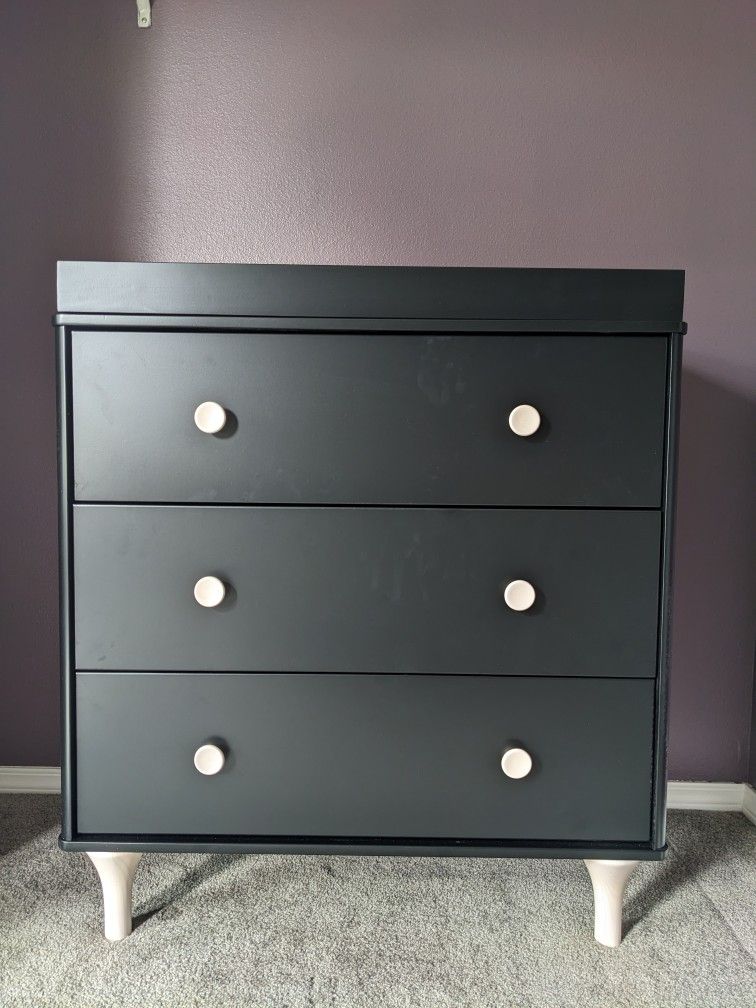 NEW Babyletto Dresser / Changing Table 