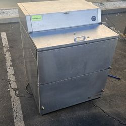 True Stainless Refrigerator, 115votage Get For Catering NSF