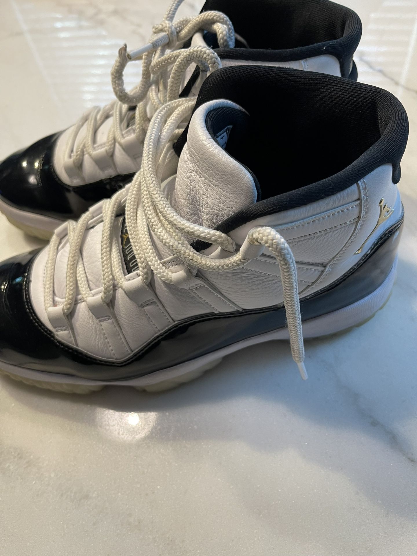 Jordan 11 Gratitude Size 9.5