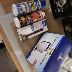 Fish supplies/decor