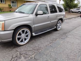 2002 Cadillac Escalade