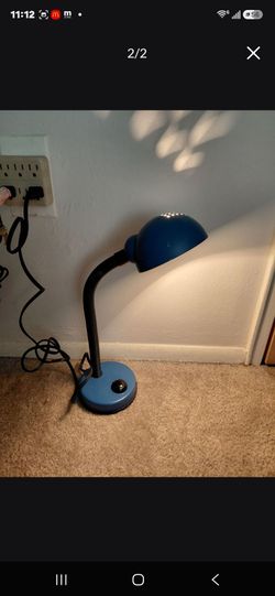 Free lamp>> is still available 19152 zip