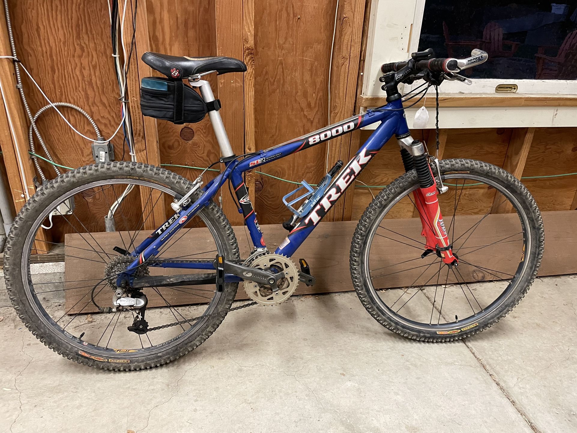 Trek 8000 sl mountain bike price hotsell