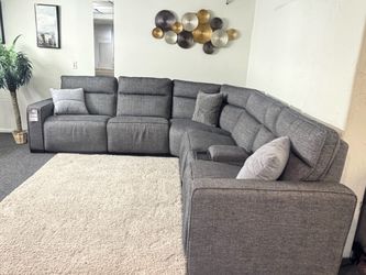 MIREN - 6pc sectional with 3 power recliners headrest and console