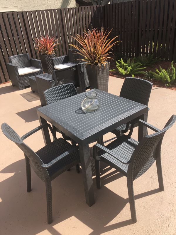 Brand new !!! / Furniture / Patio furniture / outdoor dining table