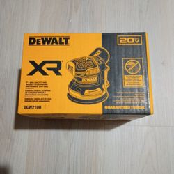 DeWalt 20v XR Cordless Brushless Sander