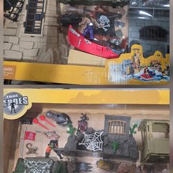 Vintage Set of 2 TOYS R US 2012 PIRATE TRUE HEROES Fortress & Island New In Box Action Figures