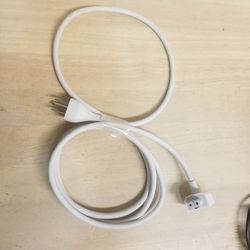 Genuine Apple Volex APC7H Cord 6'  2.5A 125V MacBook Pro Power