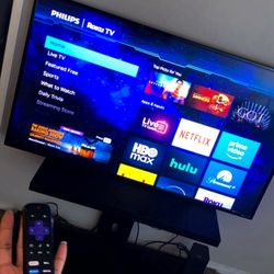 65’’ Tv W/Roku & Remote 