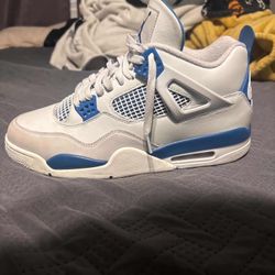 Military blue Jordan 4 (pre-owned) (no-box)