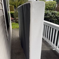 Mattress Foundation Queen Size