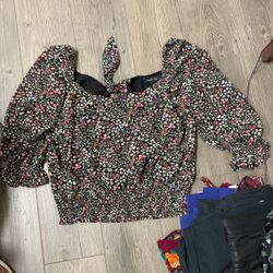 NEW Crop Top Size L