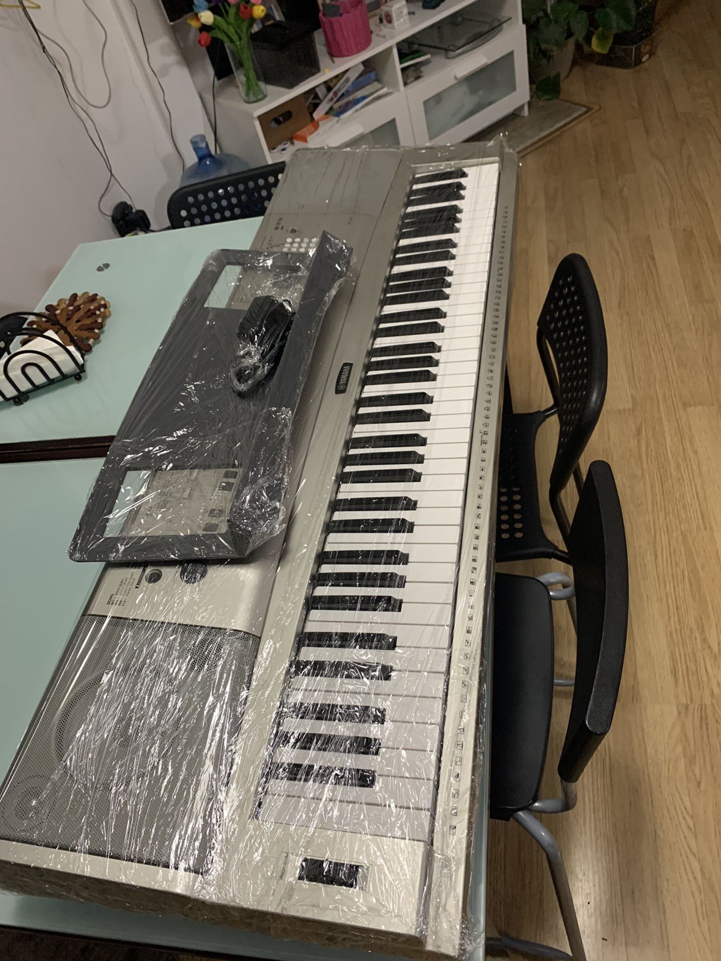 Yamaha YPG-235 Portable Grand Keyboard- 76 Keys With AC Adapter
