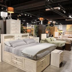 Wooden Bed Frame With Drawers Dresser Mirror And 1 Night Stand NEW