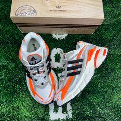 Adidas Adistar Jellyfish x Pharrell Sneakers 