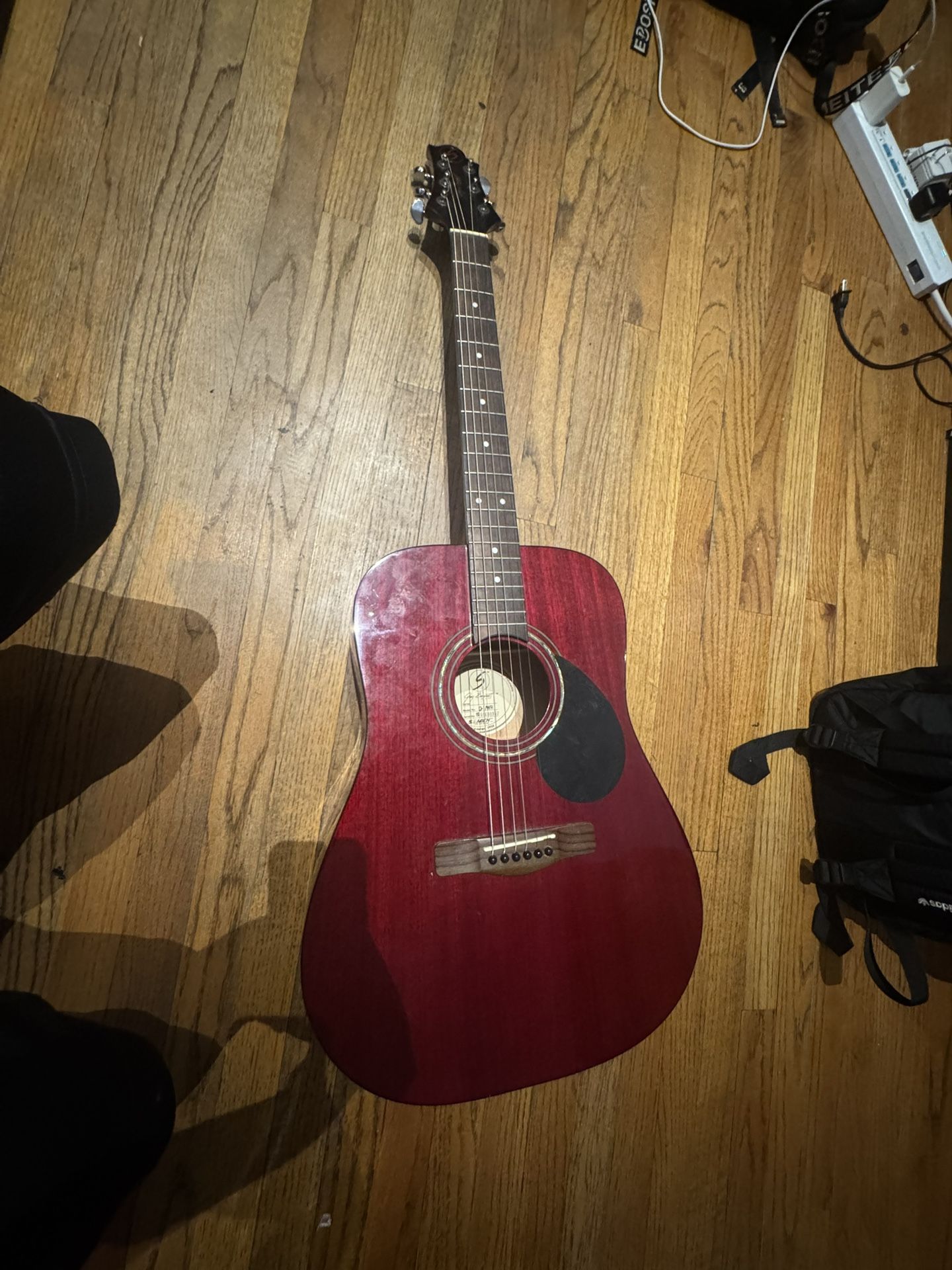 Samick Greg Bennett Acoustic Guitar Red.