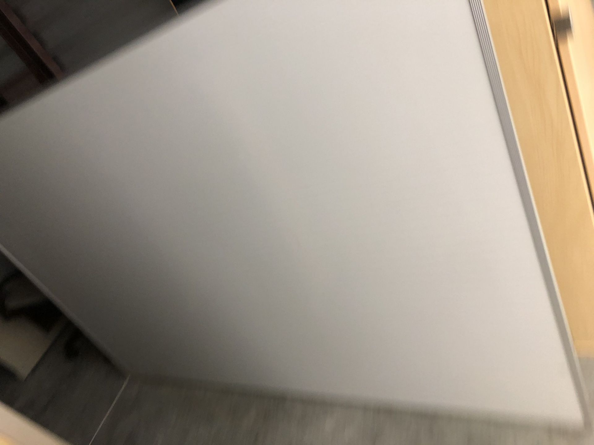 6x4 ‘ magnetic whiteboard in excellent condition for sale