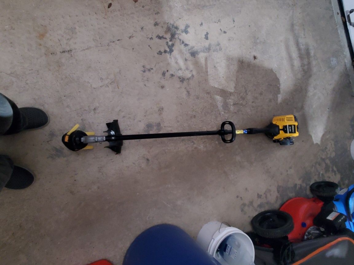Bolens 25cc Straight Shaft Weed Wacker (Brand New)