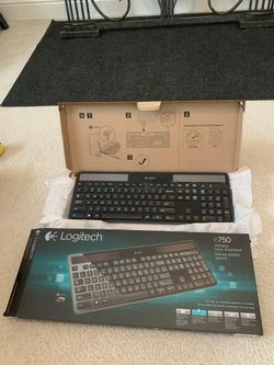 Logitech K750 Wireless Solar Keyboard (Windows)