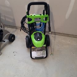 Greenworks Powerwasher