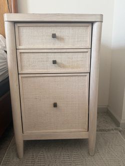 2-Drawer Nightstand