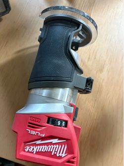 Milwaukee M18 FUEL 18V 18 Volt Brushless Cordless Compact Router (Tool-Only)