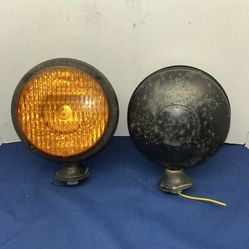 Vintage Cats-Eye/Signal Amber Tail/Turn Light No.160 Plastic Lens. Untested Used
